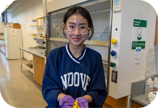 Dolly taking part in a laboratory summer program